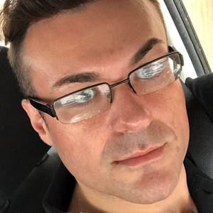 Meet your Posher, Tom